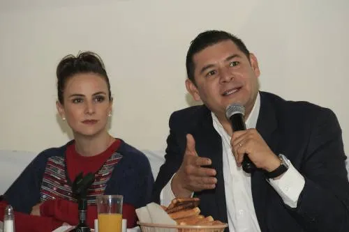 Los Adictos a Mario Marín y el Nado Sincronizado