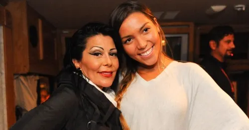 Alejandra Guzmán muy triste revela que Frida Sofía le pegó