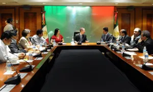 Eduardo Rivera gestiona recursos para municipios en la Cámara de Diputados