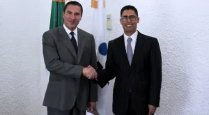 Moreno Valle Rosas se reúne con el jefe del SAT