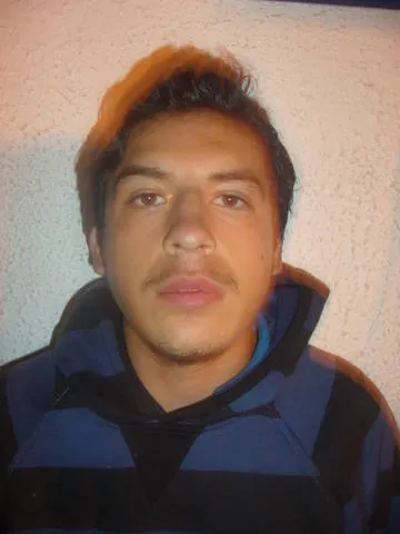 Estatales aseguran a dos ladrones y a un narcomenudista
