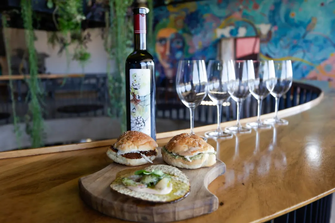 Presenta Puebla "probadita" de la gastronomía local en Tianguis Turístico