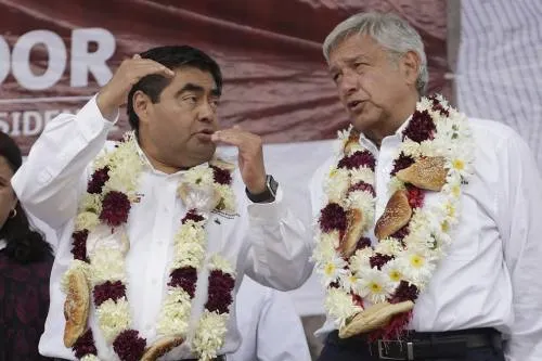 Barbosa se ubica 20 puntos arriba de sus adversarios en las encuestas: AMLO