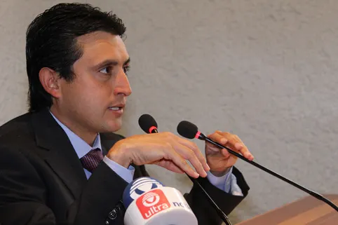Espinosa promueve Ley de Nomenclatura