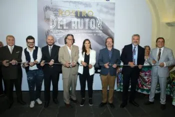 Museos Puebla y Aleks Syntek inauguran “El Rostro del Autor”, exposición dedicada a los compositores de México