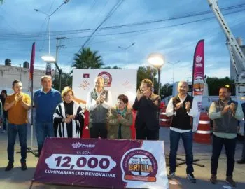 En San Isidro Castillotla, Puebla Brilla llega a 12 mil luminarias modernizadas en menos de un año