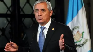 Presidente de Guatemala no se va a pesar de acusaciones de corrupción