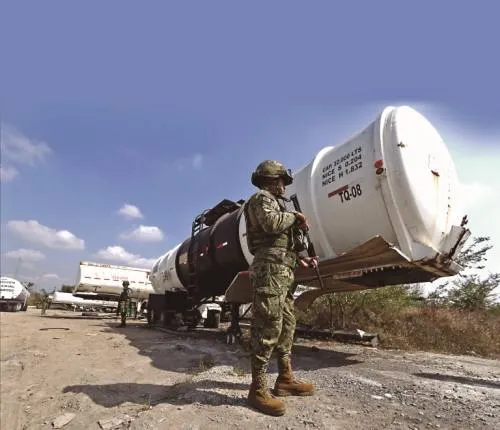 Los narcos robaban gas a Pemex hasta para exportar