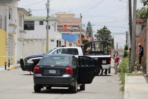Muere mujer en Romero Vargas y arriba de taxi ejecutivo, al parecer por problemas respiratorios