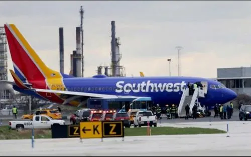 Video: Un avión aterriza de emergencia en Filadelfia
