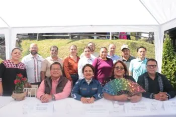 Comisión de Cultura del Congreso sesiona en Huauchinango; promueven tradiciones de la región