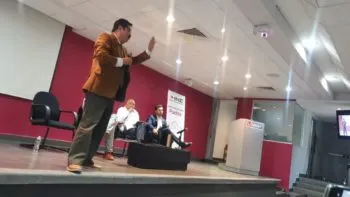 Representantes de partidos políticos aprovechan foro del INE para exhibir a Morena