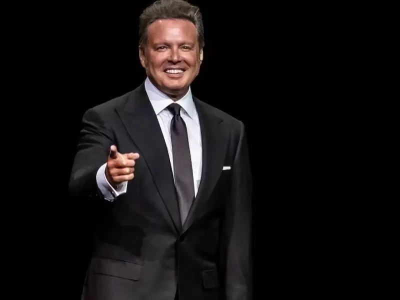 Luis Miguel reaparece en Instagram tras meses de ausencia