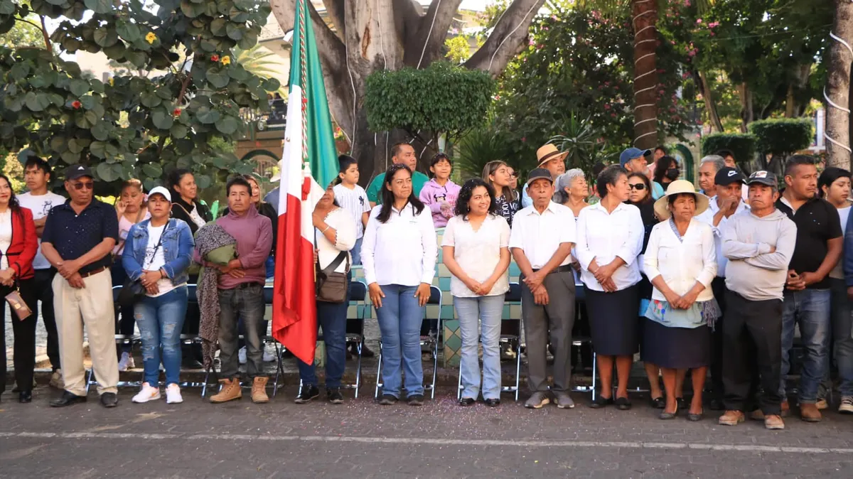 Ariadna Ayala convoca a participar en el desfile cívico por el CXV aniversario de la Revolución Mexicana en Atlixco