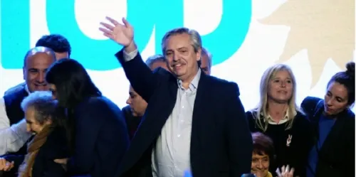 Alberto Fernández aplasta al presidente Macri en primarias