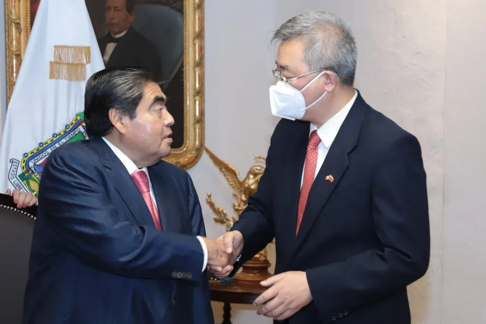 Reunión de Barbosa con el embajador de china