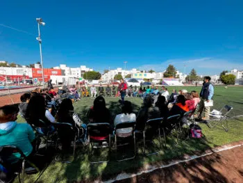 SMDIF Puebla brinda sesiones psicoterapéuticas en espacios públicos