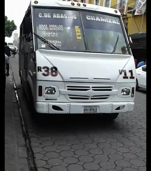 Asaltan a pasajeros de la ruta 38