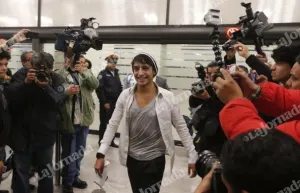 Llega a México manifestante en Premio Nobel de la Paz