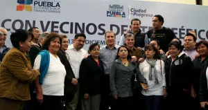 RMV y Tony Gali se reúnen con vecinos de la zona del Teleférico