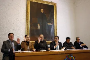 Convocan a sesión extraordinaria para ungir a JACH presidente de la Junta de Gobierno