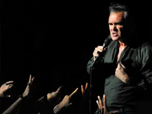 Partido inglés quiere a Morrissey de candidato a la alcaldía de Londres