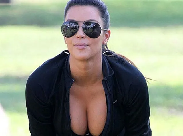 Kardashian luce escotazo deportivo