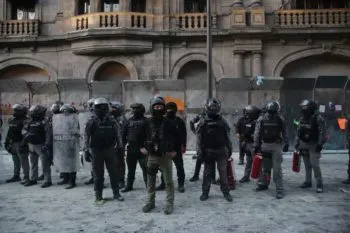 Ayuntamiento de Puebla rechaza que se haya agredido a mujeres durante marcha del 8M