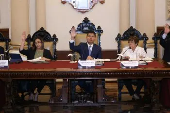 Cabildo de Puebla impulsa apertura de negocios a través de trámites más sencillos