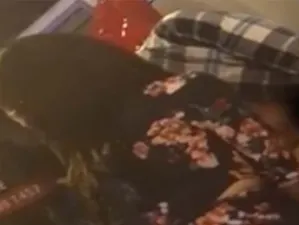Video: Cachan a pareja en acto sexual dentro de taquería en NL