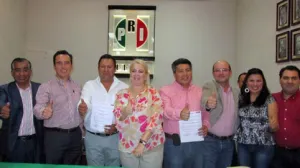 Oficializa PRI candidatos para Acajete y Cuapiaxtla de Madero