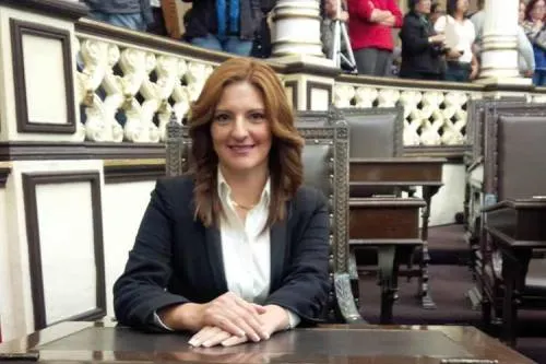 Diputada federal de MC no se descartó para la gubernatura interina
