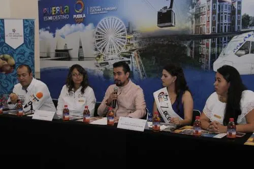 Estiman la llegada de 400 mil visitantes en la Feria de la Manzana en Zacatlán