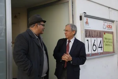 Enrique Cárdenas sigue en lucha para obtener el número de firmas que solicita el IEE