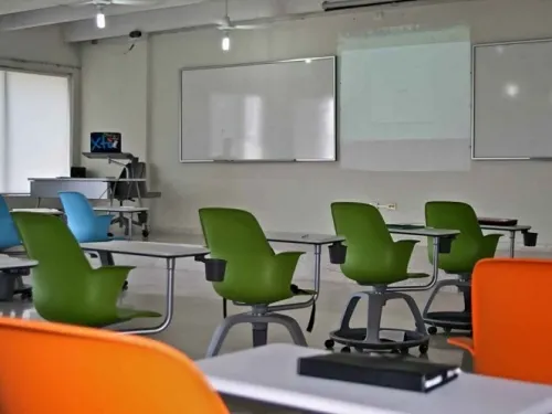 Profesores de secundaria declaran huelga tras casos de covid