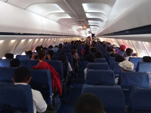 Despega avión con más de 100 migrantes que regresan a Honduras: INAMI