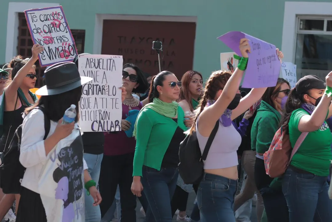  8Mmarcha