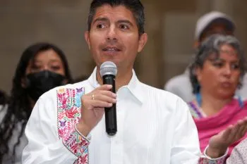Advierte Eduardo Rivera que ‘hay alcalde para rato’ y reitera que va a recorrer el estado