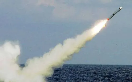 Corea del Sur, EU y Japón realizan ejercicio de alerta antimisiles