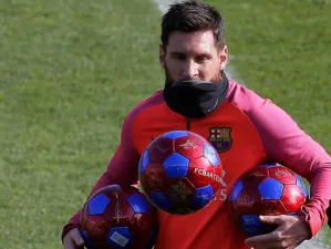 Video: El gran desafío de Messi y Luis Suárez