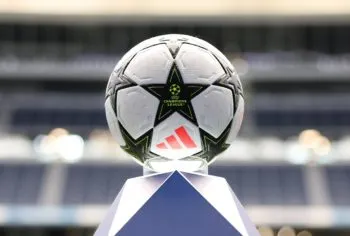 Inicia la Champions League con victorias de Juventus y Aston Villa 