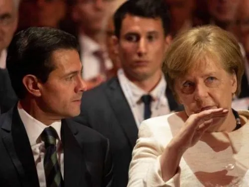 Peña Nieto y Merkel celebran acuerdo entre México y UE