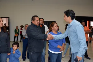 Instalaciones dignas para educación inicial, ofrece Espinosa