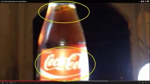 VIDEO: Encuentran Coca Cola con hongos en Puebla