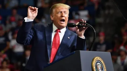Trump congela nuevas visas para algunas profesiones hasta 2021
