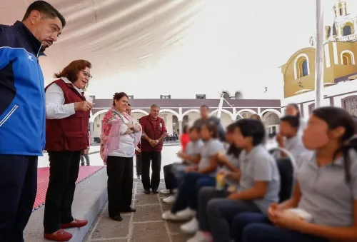 Sedif impulsa actividades recreativas entre los jóvenes de Casa del Adolescente