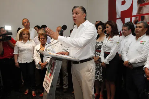 PRI presume triunfo en distritos y no reconoce derrota presidencial en Puebla