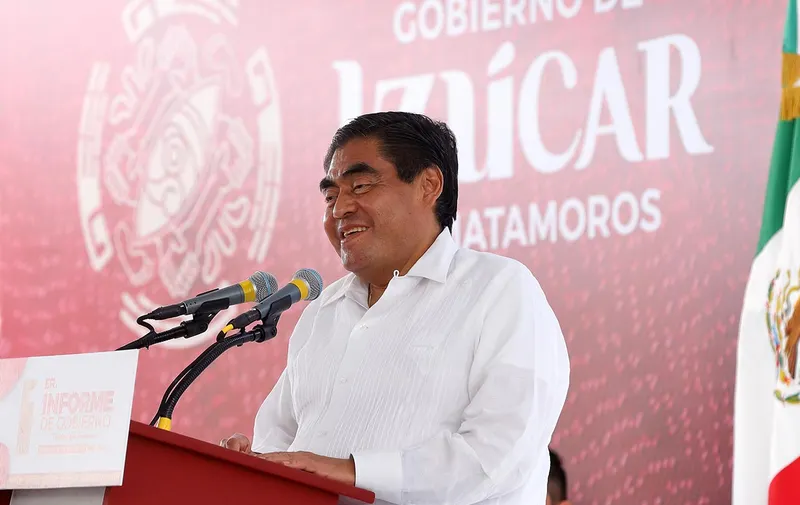miguel-barbosa-huerta-izucar-irene-olea-torres
