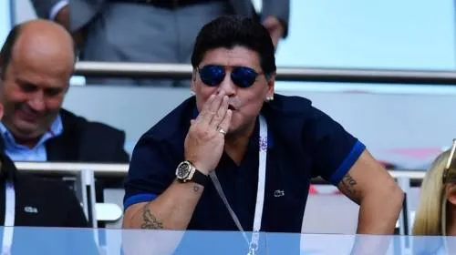 Diego Maradona estaría cerca de dirigir en México