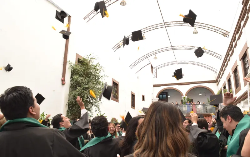 La Escuela Libre de Derecho de Pueblareconoce el esfuerzo y excelencia académica de su nueva generación de abogados